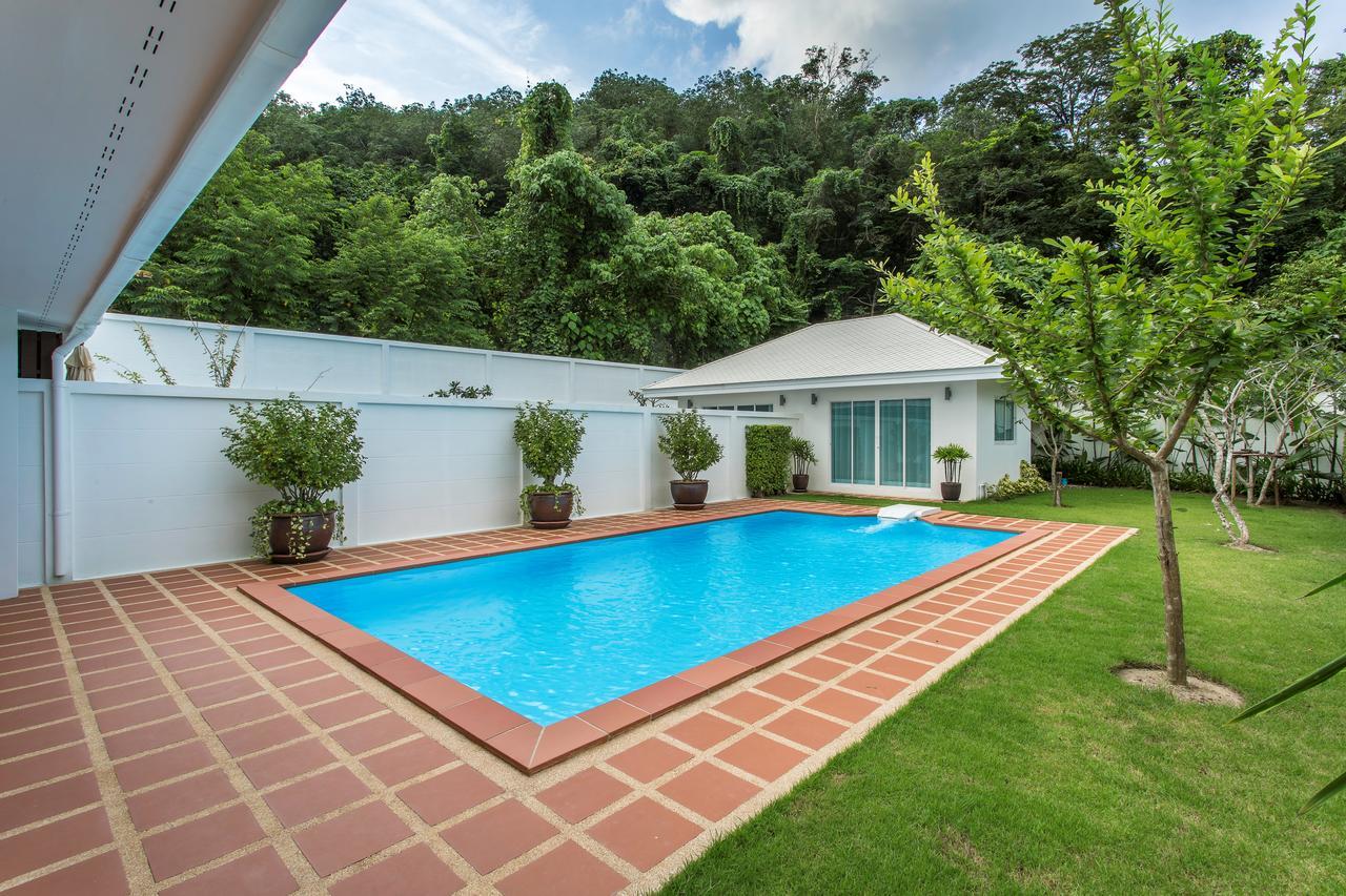 Si Sunthon Baan Promphun Pool Villa By Bv מראה חיצוני תמונה