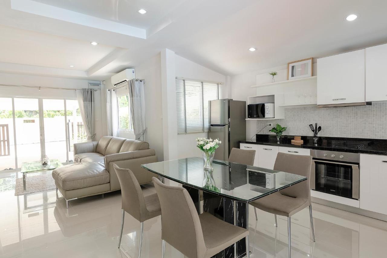 Si Sunthon Baan Promphun Pool Villa By Bv מראה חיצוני תמונה