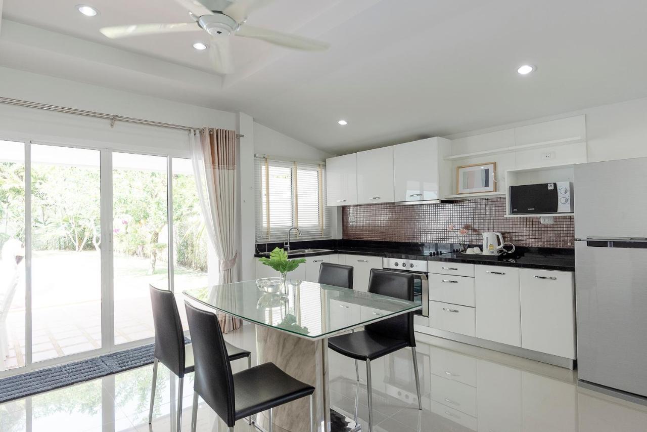 Si Sunthon Baan Promphun Pool Villa By Bv מראה חיצוני תמונה