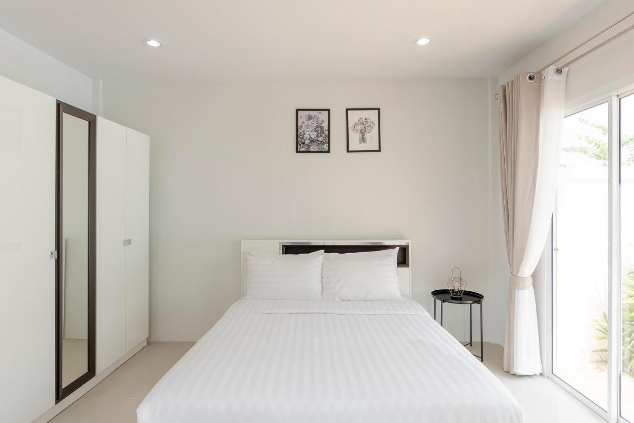 Si Sunthon Baan Promphun Pool Villa By Bv מראה חיצוני תמונה